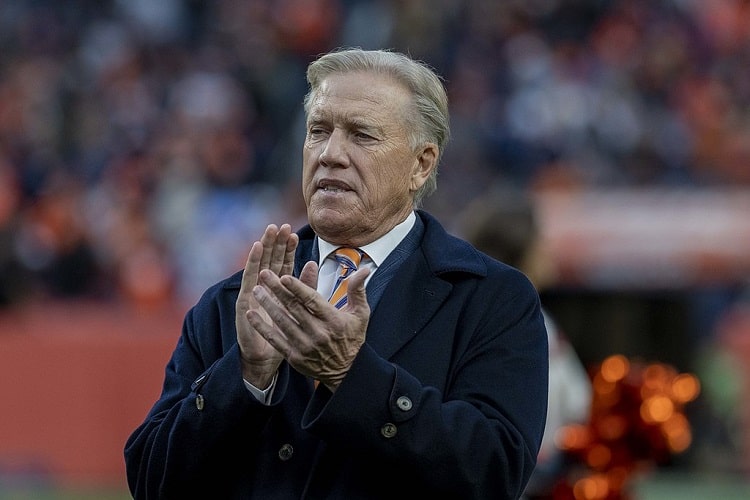 The Evolution of John Elway: A Quarterback for the Ages