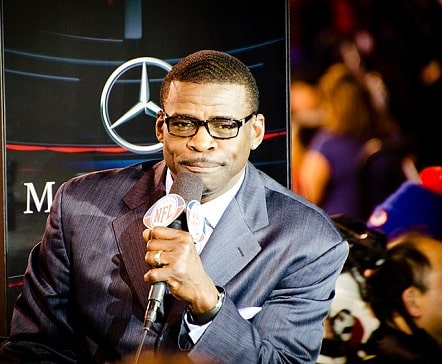 Michael Irvin: The Playmaker’s Journey Through Gridiron Glory and Personal Redemption